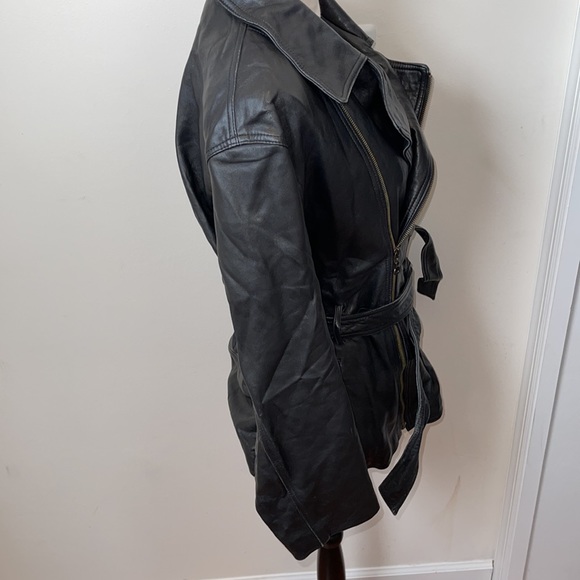 Vintage Belted Leather Jacket - Picture 7 of 16